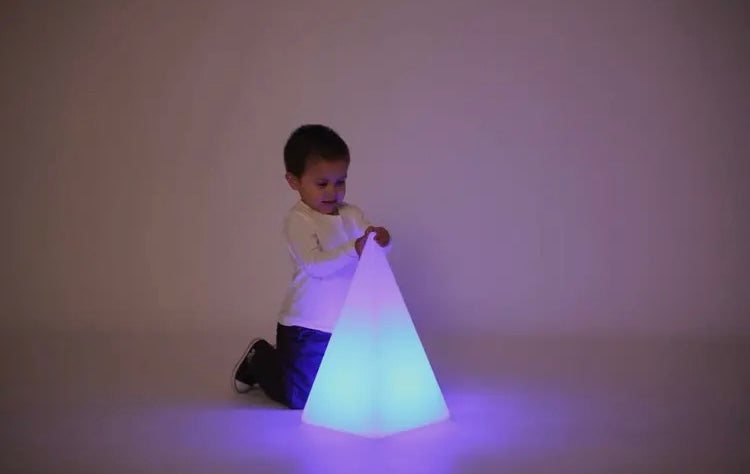 Pyramide lumineuse sensorielle