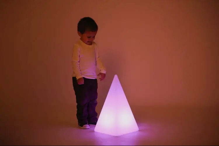 Pyramide lumineuse sensorielle